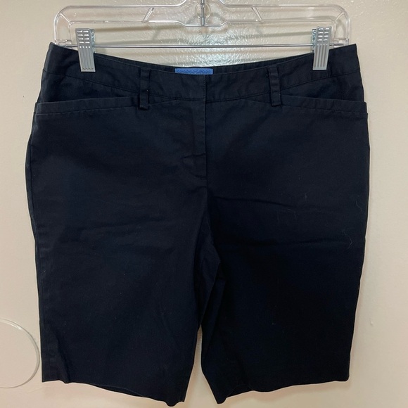 Simply Vera Vera Wang Pants - ✨SimplyVera Vera Wang Black Shorts Size 4